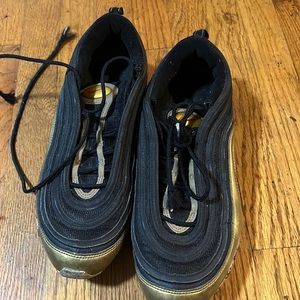 Used nike air max